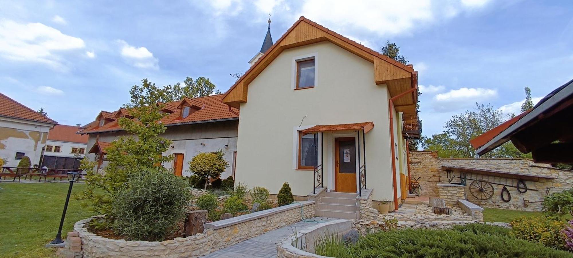Ubytovani U Tajcu Dolni Berkovice Exteriör bild