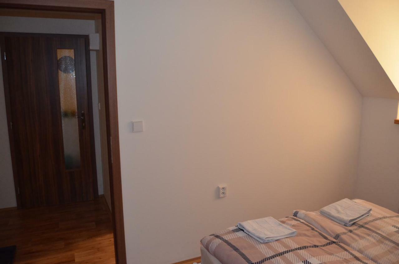 Ubytovani U Tajcu Dolni Berkovice Exteriör bild